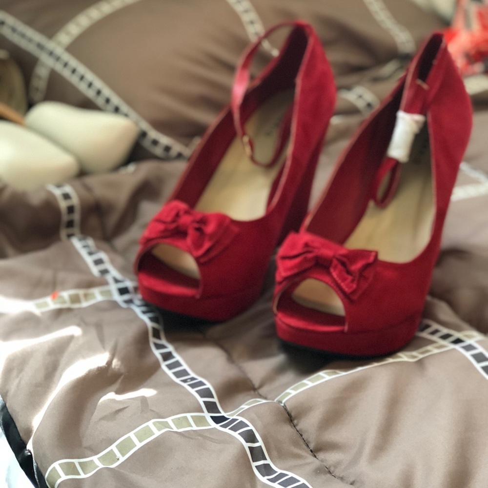 Torrid wedge shoes